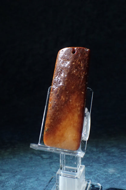 新石器時代 玉斧珮(龍山文化) Neolithic Jade Axe Pendant (Longshan)