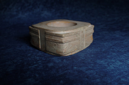 清仿良渚玉琮 Qing Faux-Liangzhu Jade Cong