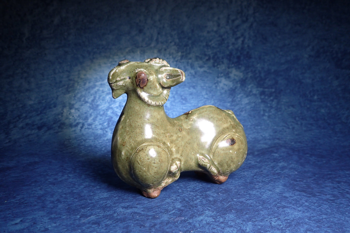 晉朝越窯 點彩羊尊 Jin Yue Kiln Spotted Glaze Ram Zun