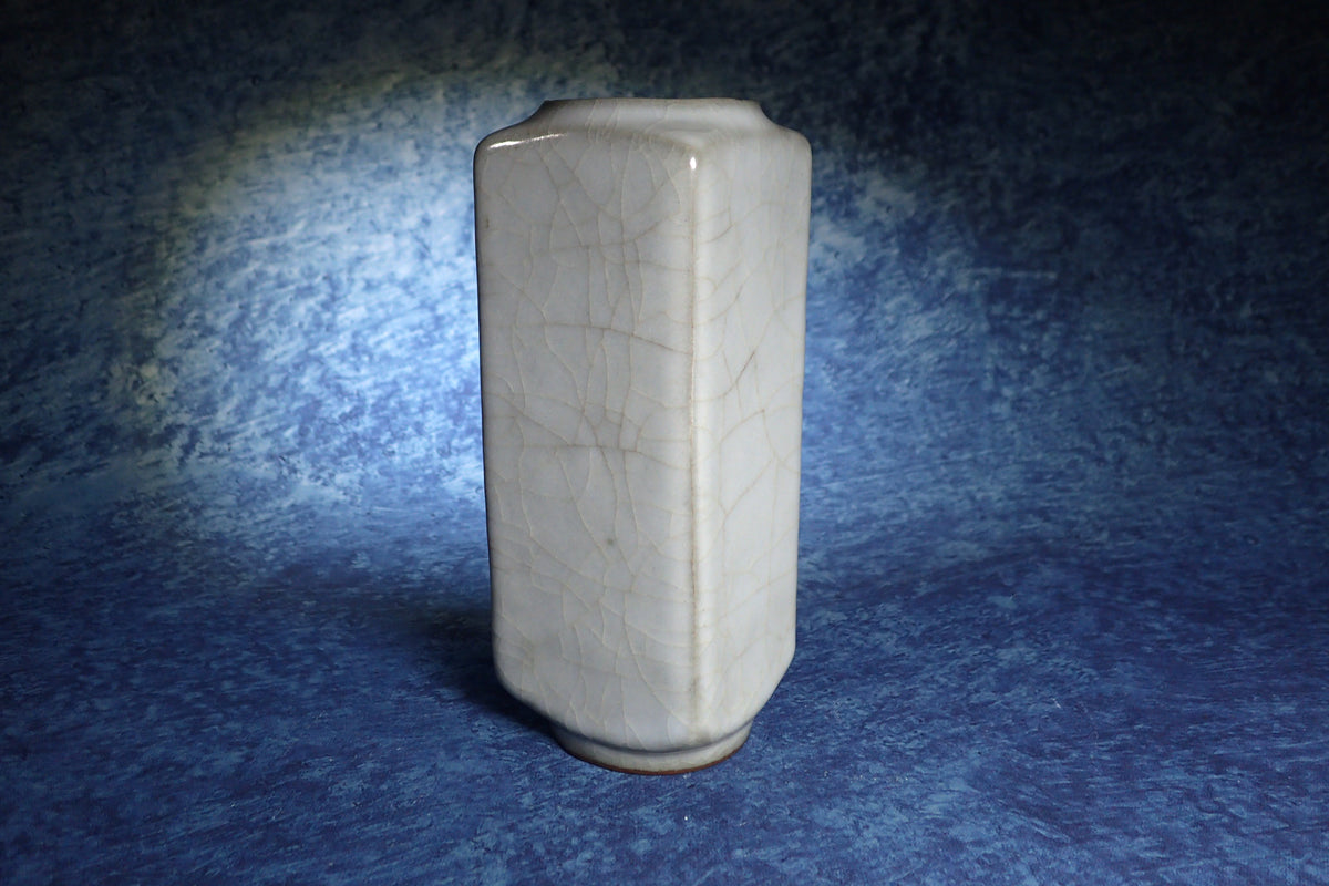 宋官窯 琮式瓶 Song Guan-ware Cong Vase