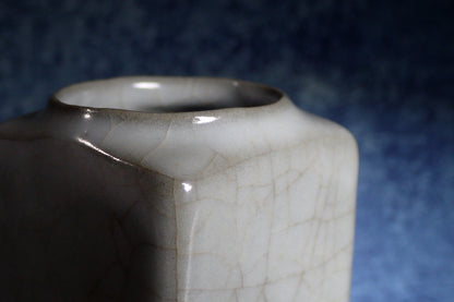 宋官窯 琮式瓶 Song Guan-ware Cong Vase